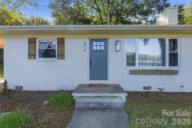 574 Old Mooresboro Road, Mooresboro, NC 28114