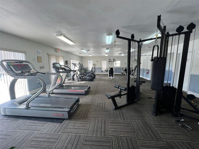 5221 Geneva Way 103, Doral, FL 33166