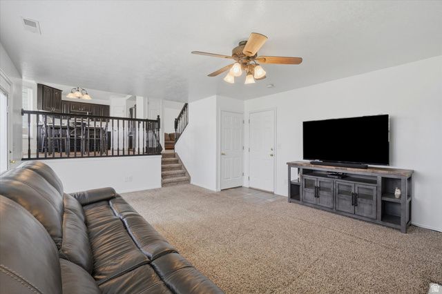5576 S 4100 W, Roy, UT 84067