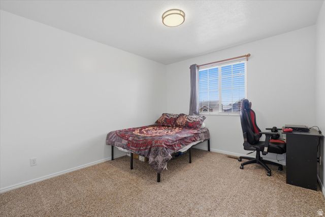 5576 S 4100 W, Roy, UT 84067