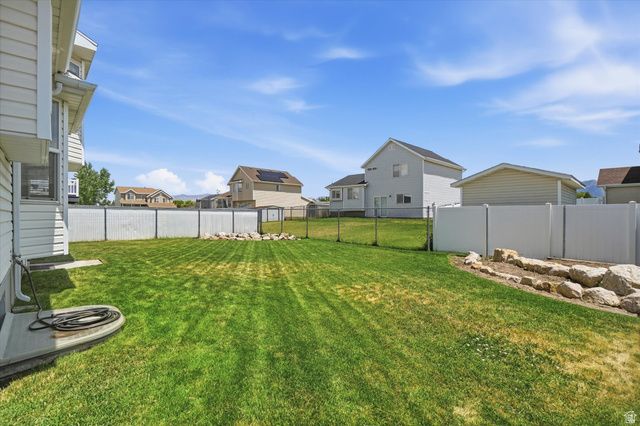 5576 S 4100 W, Roy, UT 84067