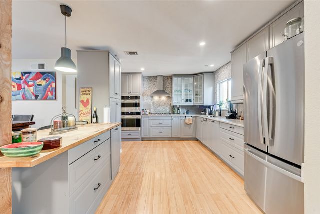 10605 Ferguson Road, Dallas, TX 75228