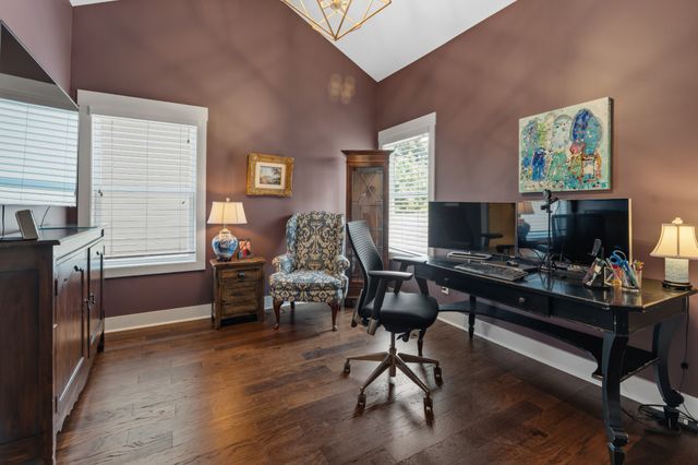 1917 Kimbark Dr, Nashville, TN 37215