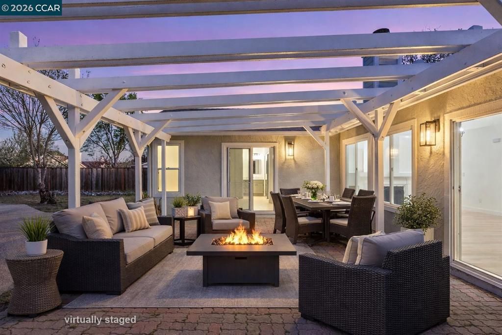 Image 34 of property listing at 3044 3044 Browning Ct, Brentwood, CA 94513