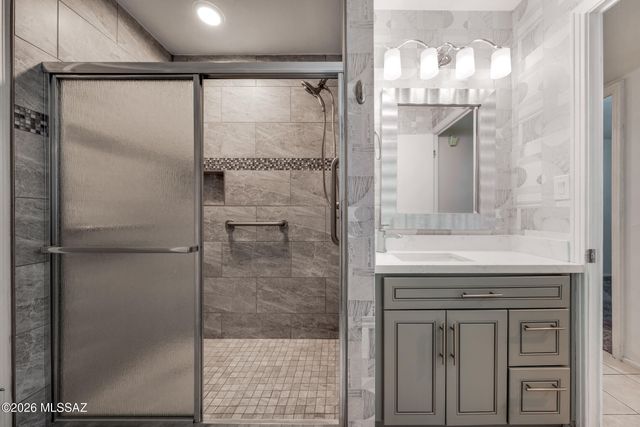 5051 E Julia Street, Tucson, AZ 85711