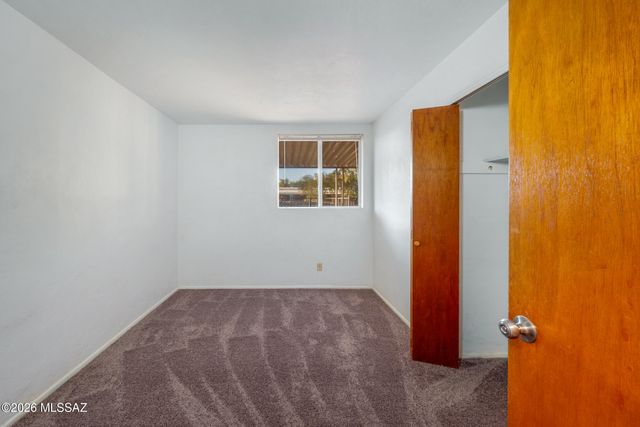 5051 E Julia Street, Tucson, AZ 85711