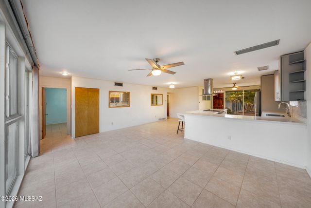 5051 E Julia Street, Tucson, AZ 85711