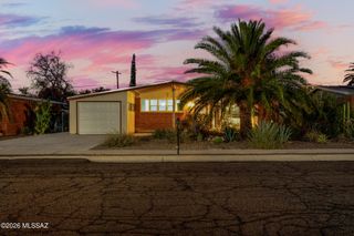 5051 E Julia Street, Tucson, AZ 85711