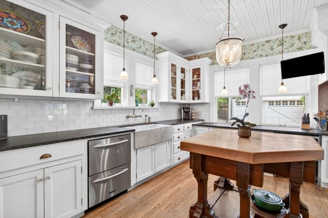 1600 Elizabeth Boulevard, Fort Worth, TX 76110