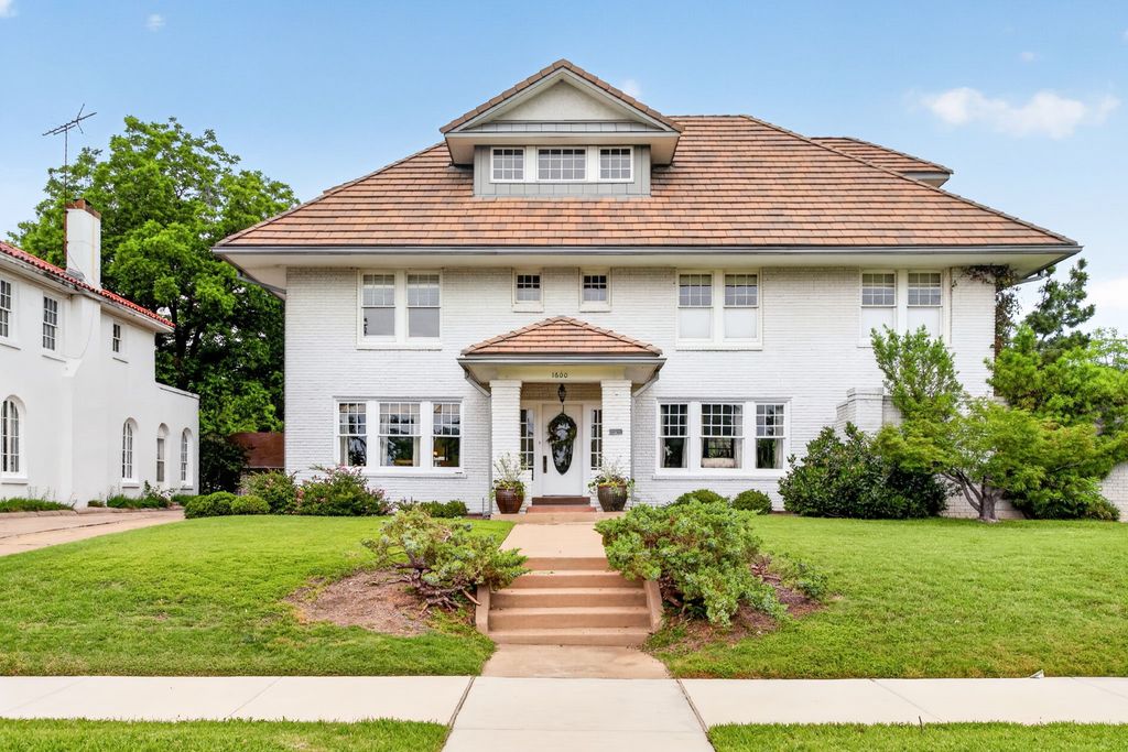 1600 Elizabeth Boulevard, Fort Worth, TX 76110