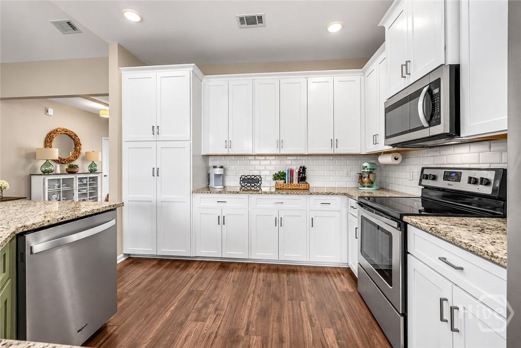 Image 12 of property listing at 785 Goshen Road, Rincon, GA 31326
