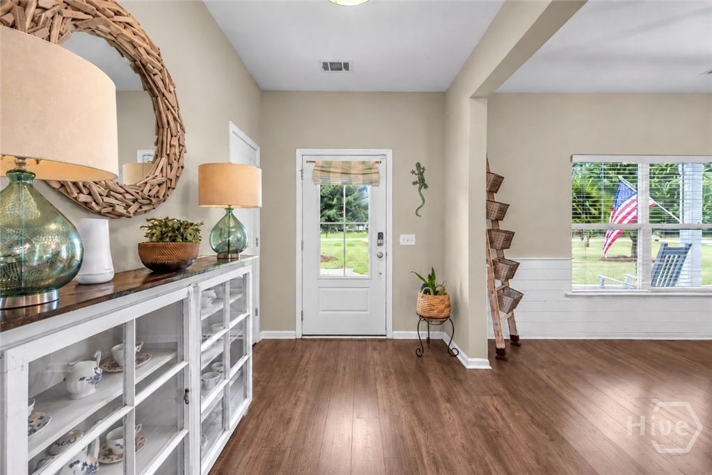 Image 5 of property listing at 785 Goshen Road, Rincon, GA 31326