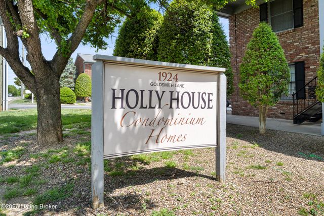 1924 Goldsmith Ln 50, Louisville, KY 40218
