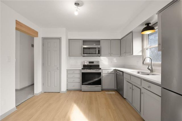 530 Hamilton Street, Warrensburg, MO 64093