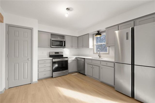 530 Hamilton Street, Warrensburg, MO 64093