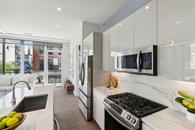 812 W Adams Street 600, Chicago, IL 60607