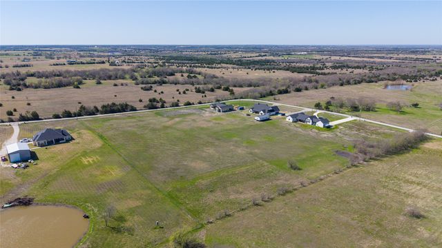 5472 County Road 1093, Celeste, TX 75423