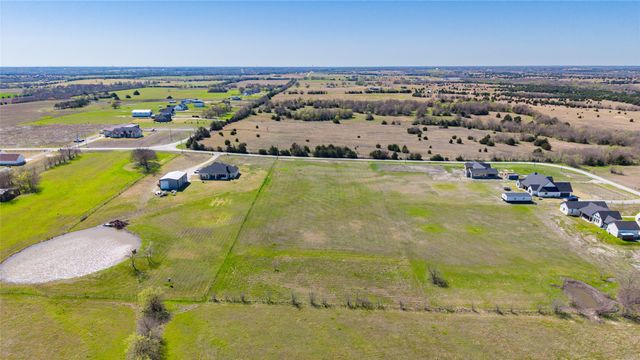 5472 County Road 1093, Celeste, TX 75423