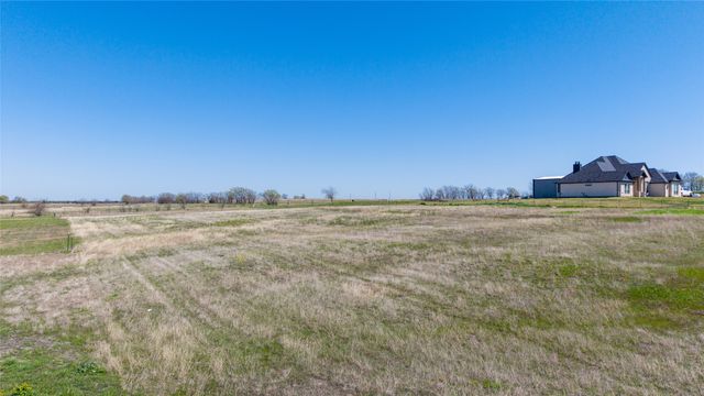 5472 County Road 1093, Celeste, TX 75423