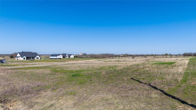 5472 County Road 1093, Celeste, TX 75423