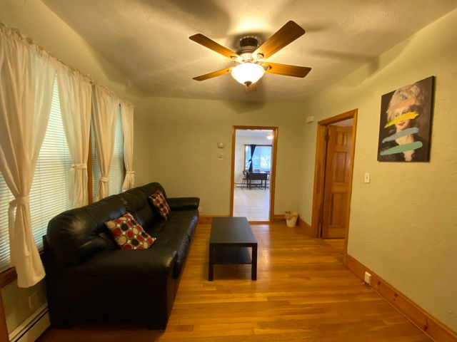 580 Main St 1, Medford, MA 02155