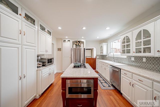 999 S Lee Avenue, Idaho Falls, ID 83404