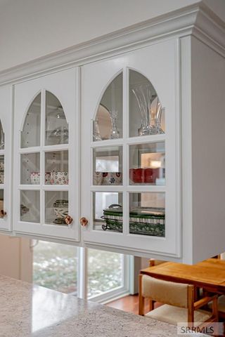 999 S Lee Avenue, Idaho Falls, ID 83404