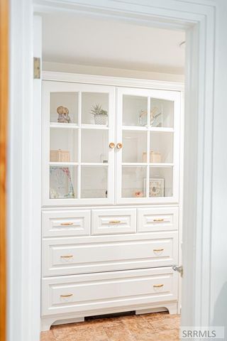 999 S Lee Avenue, Idaho Falls, ID 83404