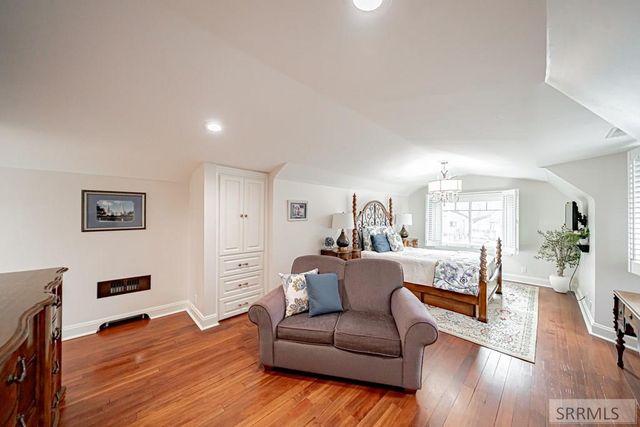 999 S Lee Avenue, Idaho Falls, ID 83404