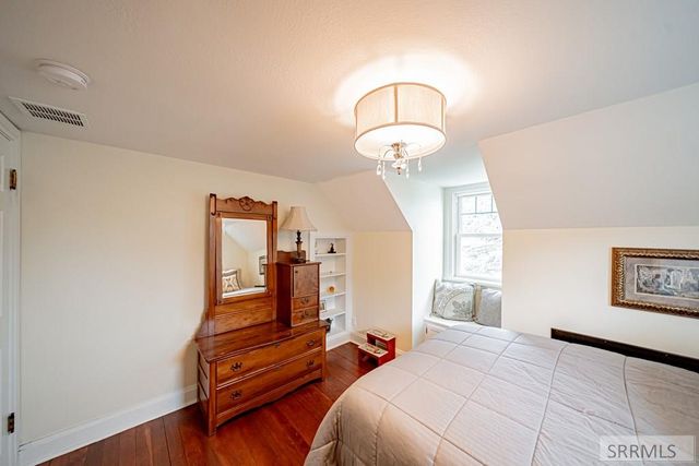 999 S Lee Avenue, Idaho Falls, ID 83404