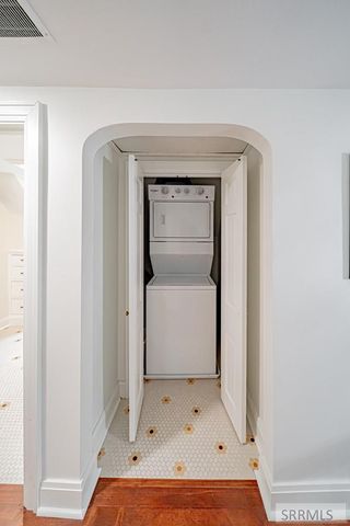 999 S Lee Avenue, Idaho Falls, ID 83404