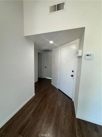 2548 Avenida Del Vista T 202, Corona, CA 92882