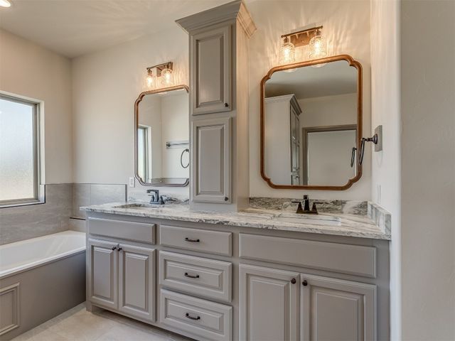 1209 Jozie Way, Tuttle, OK 73089