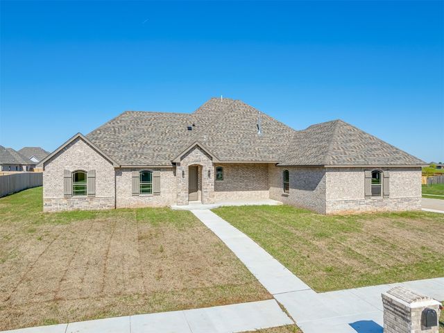 1209 Jozie Way, Tuttle, OK 73089