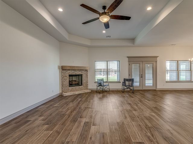 1209 Jozie Way, Tuttle, OK 73089