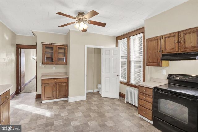 2711 BOAS ST, Harrisburg, PA 17103