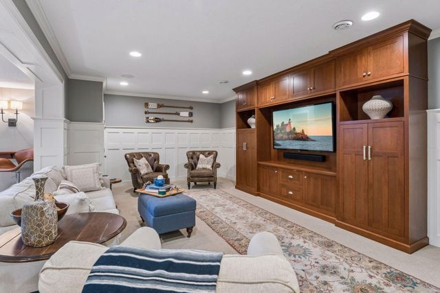 8455 Kelzer Pond Drive, Victoria, MN 55386