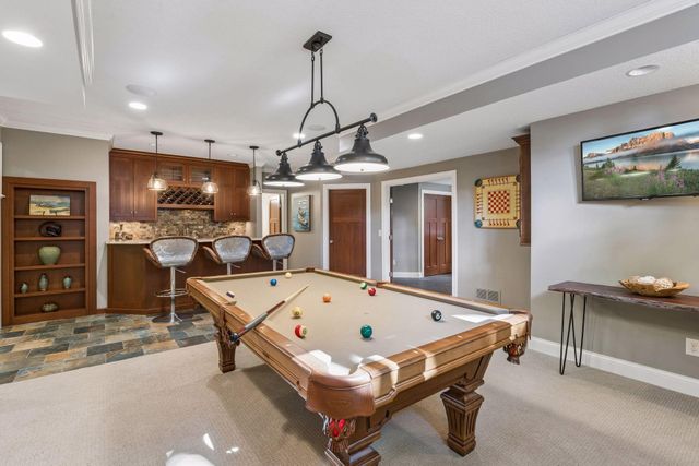 8455 Kelzer Pond Drive, Victoria, MN 55386