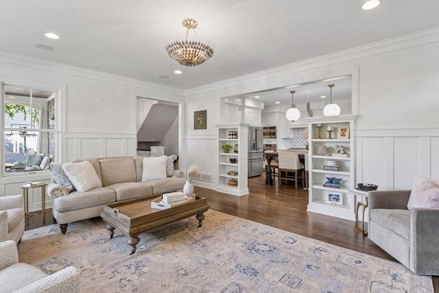 8455 Kelzer Pond Drive, Victoria, MN 55386