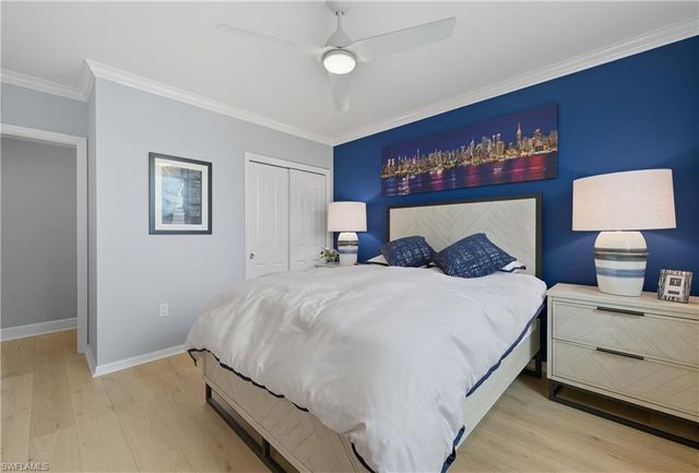 7515 Pelican Bay BLVD 5B, Naples, FL 34108
