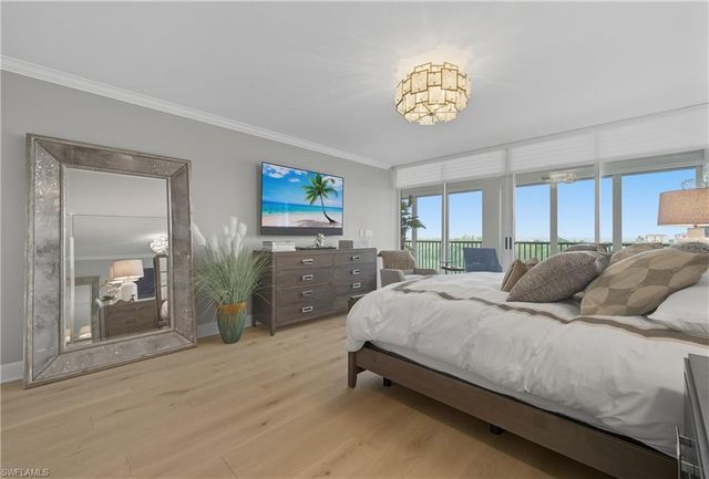 7515 Pelican Bay BLVD 5B, Naples, FL 34108