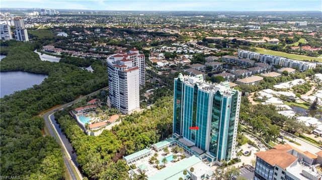 7515 Pelican Bay BLVD 5B, Naples, FL 34108