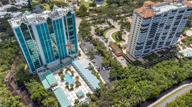 7515 Pelican Bay BLVD 5B, Naples, FL 34108