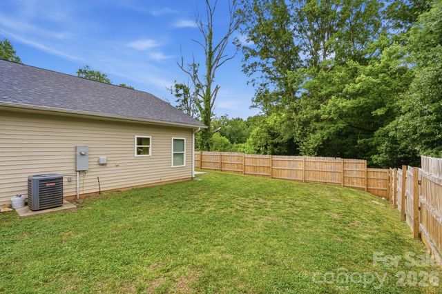 2507 Leroy Avenue, Gastonia, NC 28054