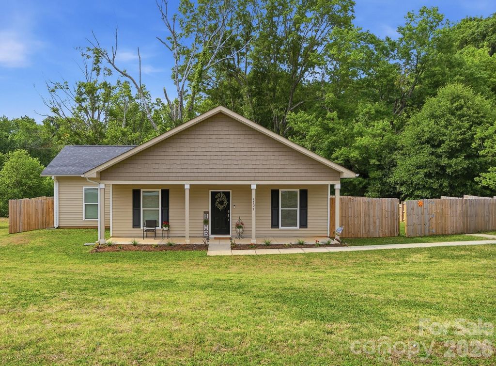 2507 Leroy Avenue, Gastonia, NC 28054