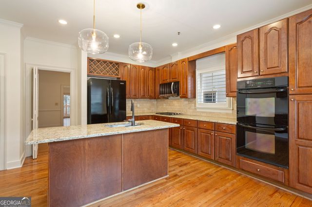 2872 Bainbridge Way SE, Atlanta, GA 30339