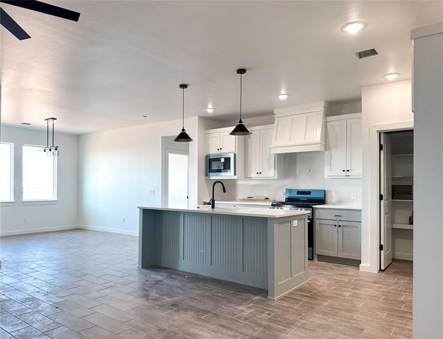 1138 Copper Ridge Circle, Piedmont, OK 73078