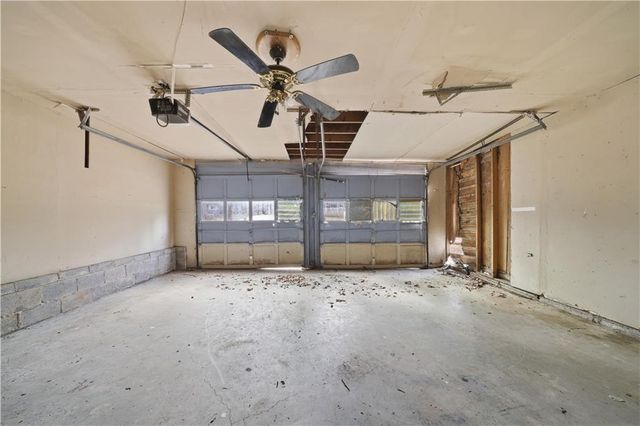 2904 Woodhollow Lane, Jonesboro, GA 30236