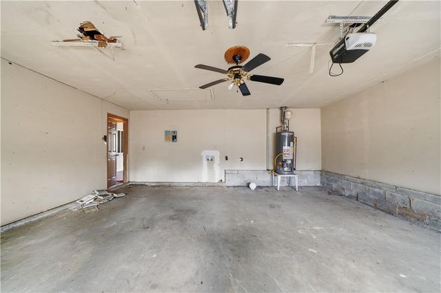 2904 Woodhollow Lane, Jonesboro, GA 30236