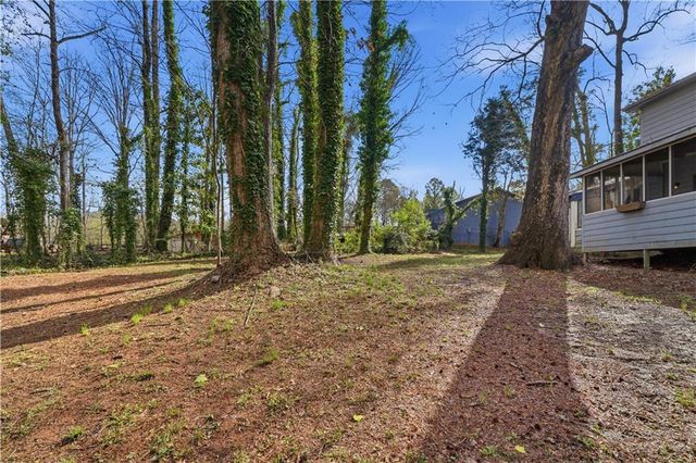 2904 Woodhollow Lane, Jonesboro, GA 30236